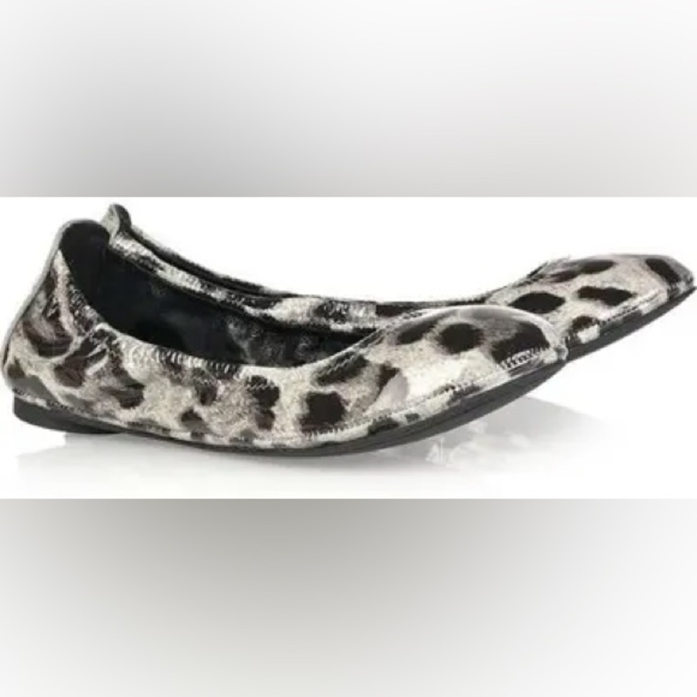 TORY BURCH EDDIE ANIMAL-PRINT PATENT
LEATHER BALLERINA FLATS - Picture 5 of 6